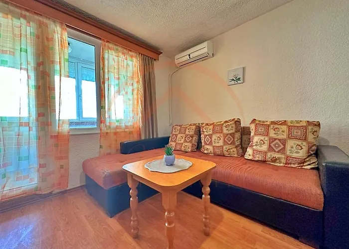 Cozy Near Sea Garden *